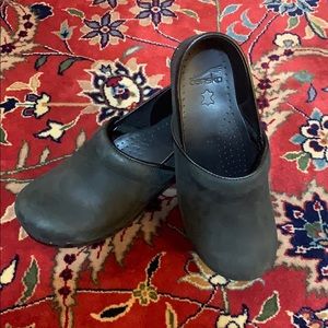 Dansko Clog Size 40 Matte Black